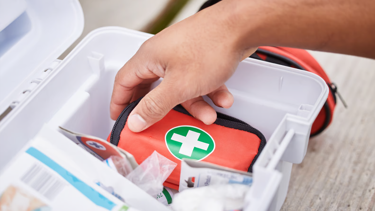 Trousse pour roulotte avec tout ce dont il a besoin pour soigner les blessures